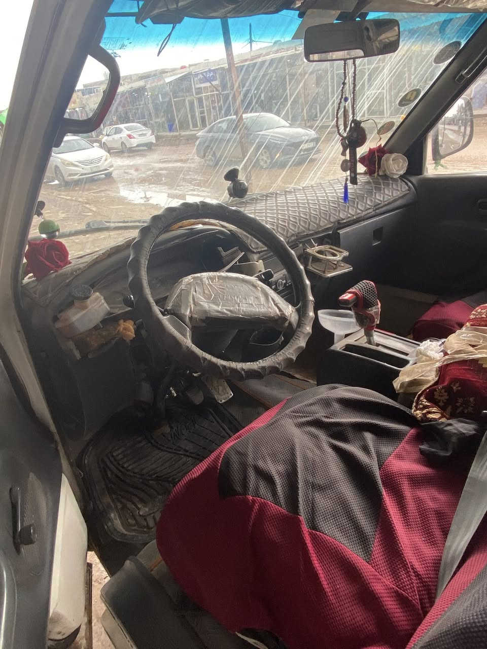 تيوتا فاره موديل ١٩٩٥ بغداد وكاله فقط مكينه ونجي جاهزه السيارة ومكفوله السعر ٣٠ وبيه مجال العنوان النجف 
***********
