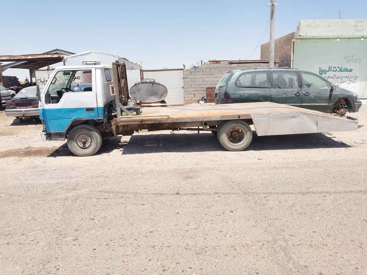 سلام عليكم مكلف بل نشر كرين تويوتا شغال رقم جديد شرط التحويل بل ضافه سياره كنتر مسبوشي صطحه رقم بغداد رقم مميز سيارتين جاهزات  ***********
