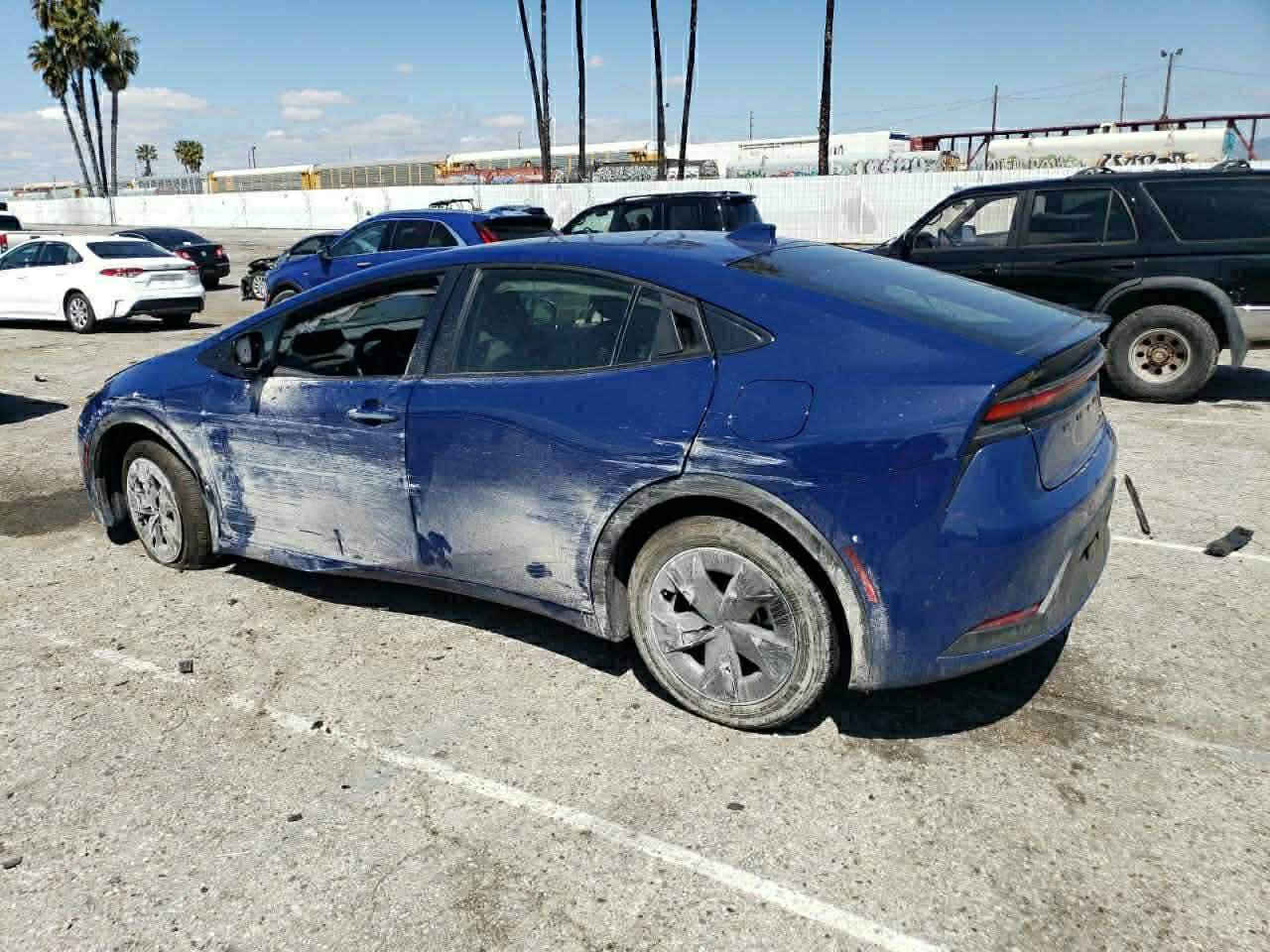 السلام عليكم ورحمة الله وبركاته عندي بريوس ٢٣ هايبرد جدا نظيفة البجم كبس الحادث جاني بسيط سعره ١٦٥ رقم بغداد انكليزي السياره باسمي بغداد الدوره ايرباك برده ثلاث قطع صبغ أثر شخوط مراوس سبورتج ١٩ فما فوق


**إذا كنت صاحب هذا الإعلان وتريد حذفه لأي سبب، رجاءا أرسل رسالة إلى الدعم الفني**