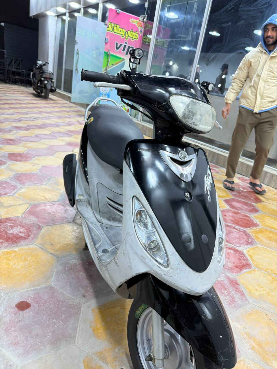 كارتونة هاي للبيع حاوية شرط
***********
