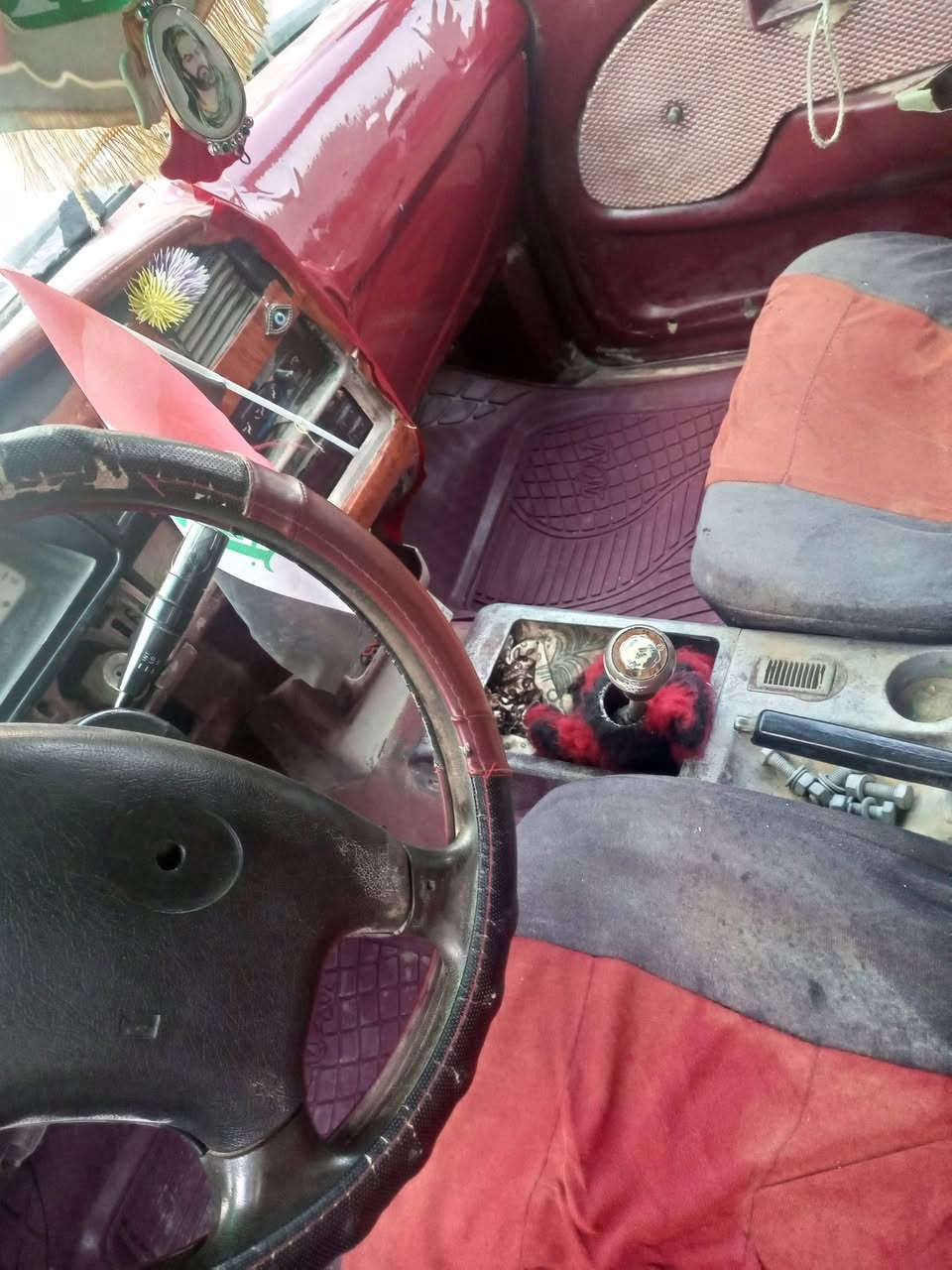 سياره دير للبيع 2006 مرقم الماني سنويه صاقطه صاحب السيارة اهله بل ديوانية رقمه راح  مني أبيع هل موجو المكان شطره دوايه اتصل ***********
