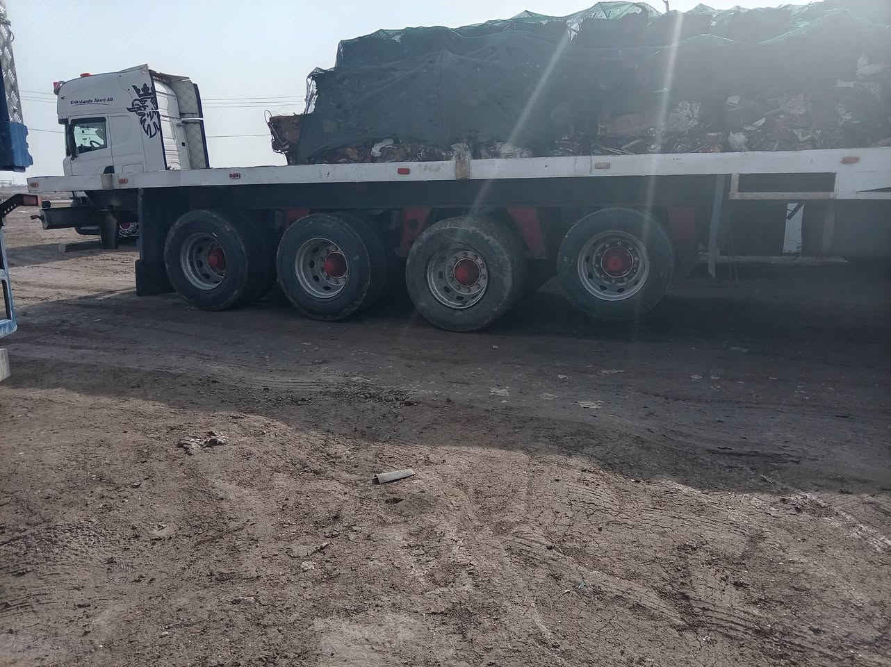 سلام عليكم عربانه حداديه4 محاور
شاصي 14 دنكير 14جتف 6
طول 13او60
جاهزه للشغل
السفسار ***********
سعر 85 $
