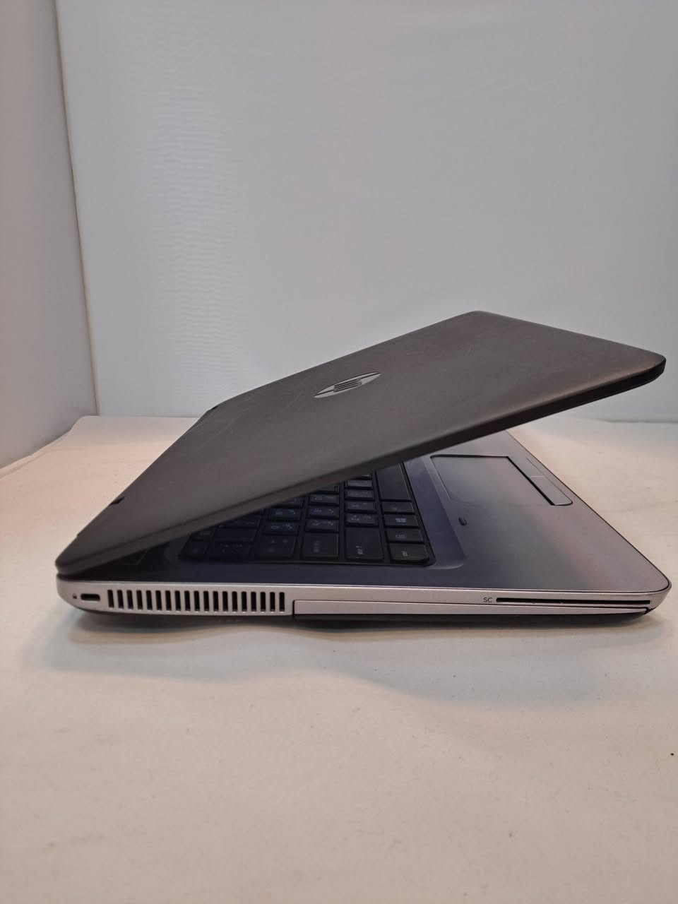 HP PROBOOK 640 G2

I5-6TH 
8GRAM
SSD128
14 FHD

السعر 160 الف

WhatsApp 📱
***********
