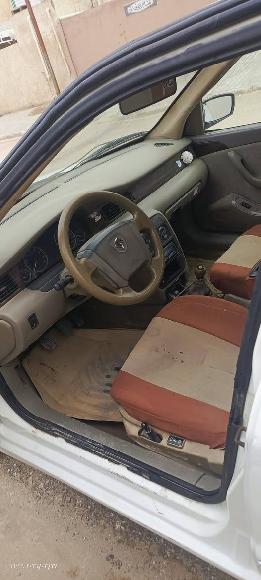 سمند سورن 2011 كير ومكينه جديد حداديه  خير من الله مكفوله من الضربه سياره حلوه شوفت عينك  رقمها بصره سنويه لحد 2027 بدون اي غرامات عنواني نجف *********** سعرها 38.وبيها مجال
