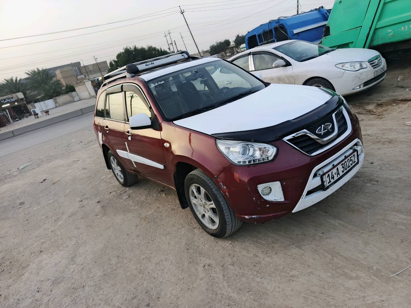 سيارة تيكو موديل 2013 بحالة جيدة متوفرة للبيع. محرك وكير كورلا جديد، تم تبديله. تمت صيانة السيارة حديثاً وتشمل تخم تاير. السيارة متوفرة في بغداد، المعامل السياحي. للاستفسار يرجى التواصل على الرقم: ***********. السعر: 55 مجال