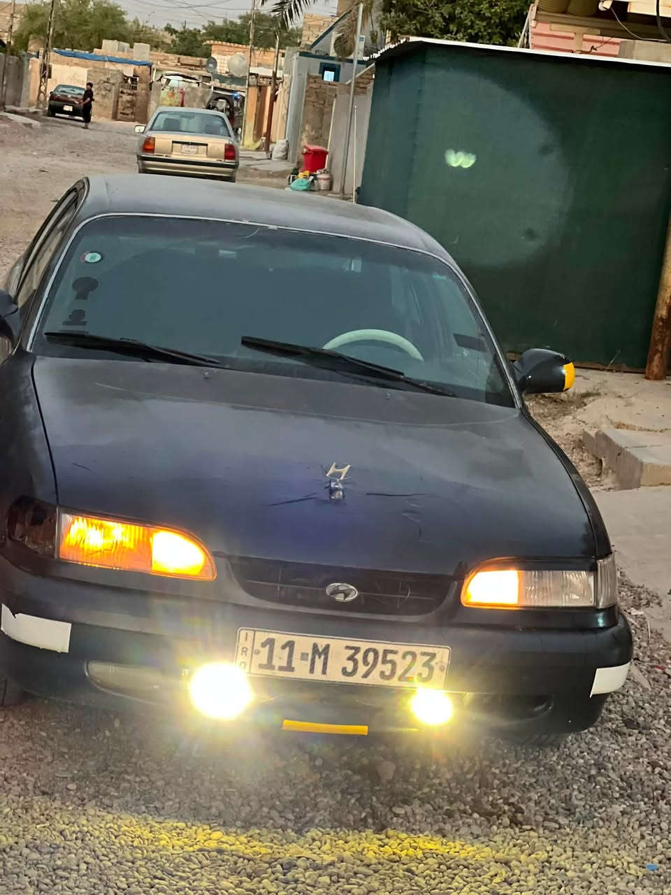 سوناتا 2 للبيع او مراوس 
السياره بسمي شرط التحويل 
سنويه لل٢٧
كير ما صارله سنه من شديته المكينه 2000حلوه مابيها تنقيص 
تخم تاير جديد باتري جديد 
تدفئه تبريد بس التبريد نقصه غاز منضومه شادها جديده بنهايه الصيف الي راح 
السياره مرتبه يحتاجلها شويه ترتيب للخارج 
 السعر 40وبيها مجال الاستفسار مراسله او اتصال عل خط 
***********
