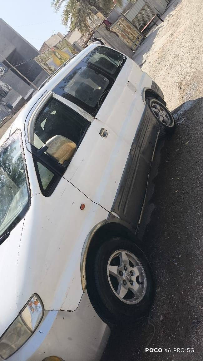 السلام عليكم ستاركس للبيع  بتره خصوصي موديل 2000 المكينه بيهة تنقيص وتبخير رقم انكليزي والشاصي الأيمن مصلح السعر 52 وبيهة مجال رقم الهاتف ***********
