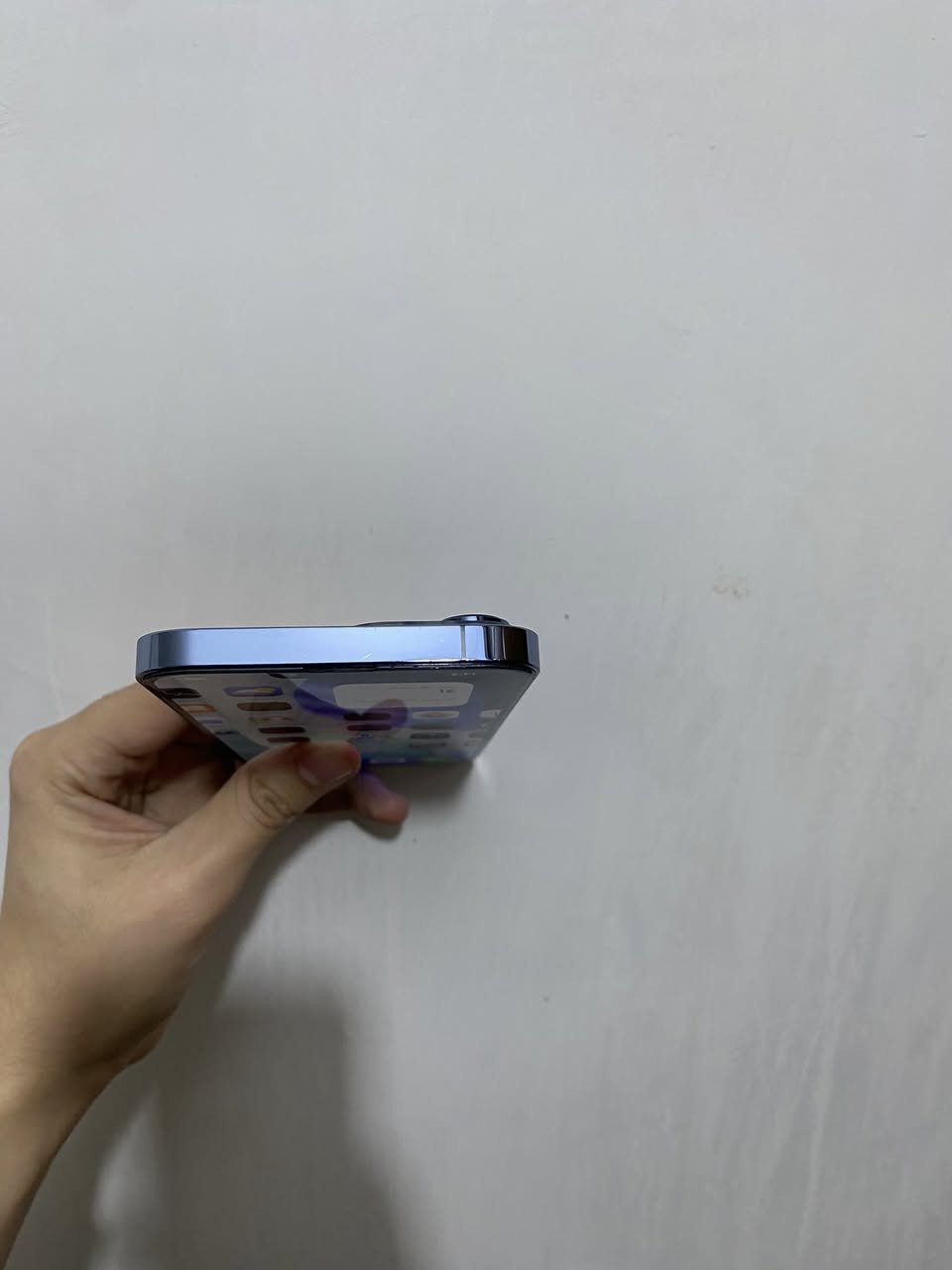 أيفون 13 برو ماكس بحري بلادي
ذاكره 256 
النموذج M 
البطارية 78 بلادية 
بي شعار من ابل مستعمل فقط يعني راجع بلادي 
كله شغال فيس ايدي اتصال سماعات انطي بي ضمان الجهاز نظيف مابي اي شخوط ومشاكل 
سعره ٥٨٠ نهايتة توصيل موجود 
عنواني بغداد حي اور ***********
