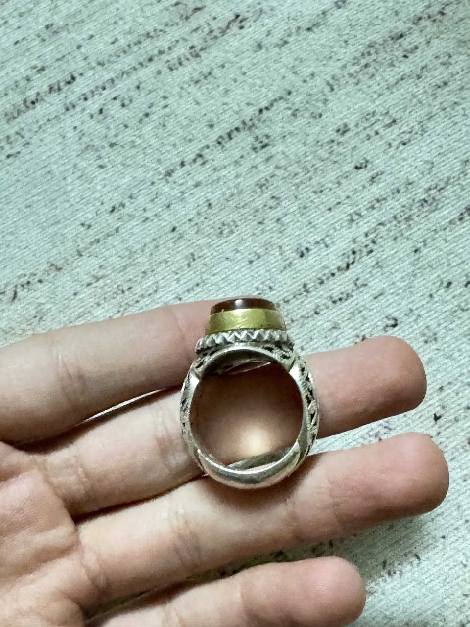 عقيق يماني مشمشي مخطوط صياغه ثقيله


**إذا كنت صاحب هذا الإعلان وتريد حذفه لأي سبب، رجاءا أرسل رسالة إلى الدعم الفني**