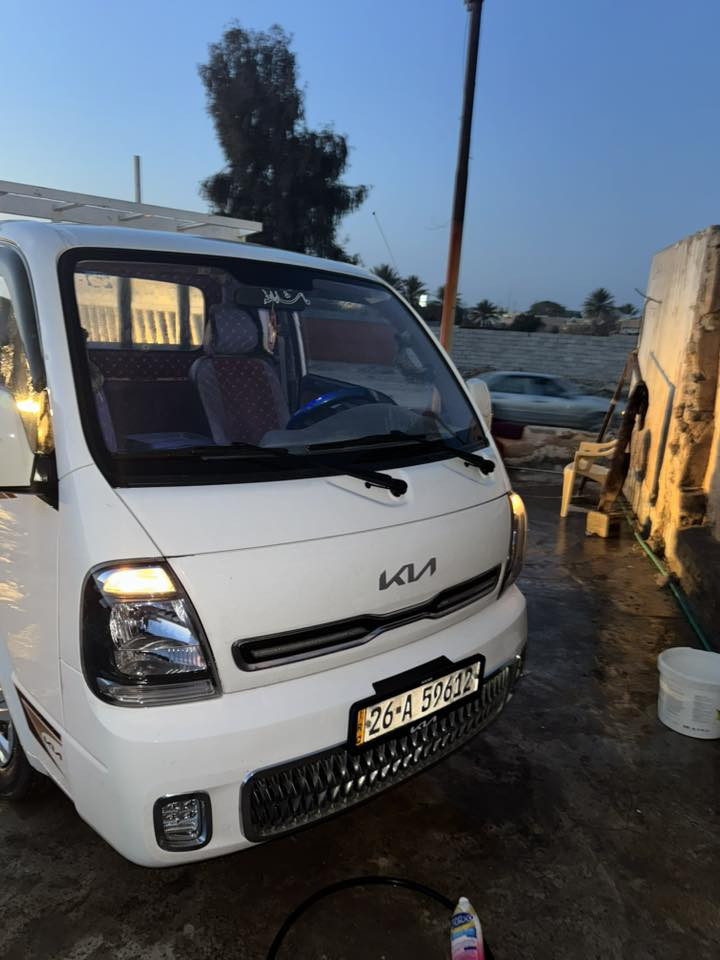 كيا موديل ٢٠٢٣
مكفوله كفاله عامه 
ماشيه ٥٨ الف 
رقم صلاح الدين إنكليزي 
دوشمه ومحجر جاهزه 
تخم تاير جديد
*********** اتصال وتساب 

السعر ١٤٨ وبيه مجال
