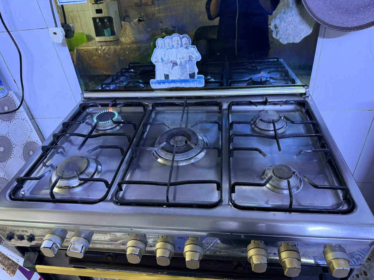 سلام عليكم طباخ للبيع بس جامه الأمامية مكسوره  بس هوه شغال ونضيف حيل حتى الفرن شغال


**إذا كنت صاحب هذا الإعلان وتريد حذفه لأي سبب، رجاءا أرسل رسالة إلى الدعم الفني**