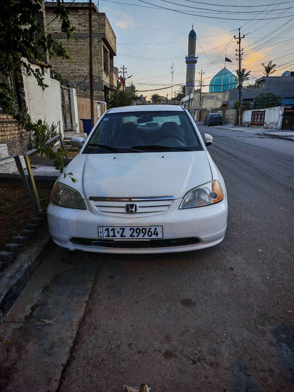 السلام عليكم 
اقره المنشور اذا معجبك اعبره 
هوندا سيفك موديل 2002 رقم بغداد الإنكليزي هزه سنويه جدد السيارة مصبوغه عام لان جانت صفره ورجعوها بيضه اني اشتريتها على هذا الوضع مكينه وحداديه خير من الله نقصها غاز مال تبريد والكير اخربط مرات مكاني بغداد الجديدة السعر 44وبيها مجال بسيط *********** وتساب
