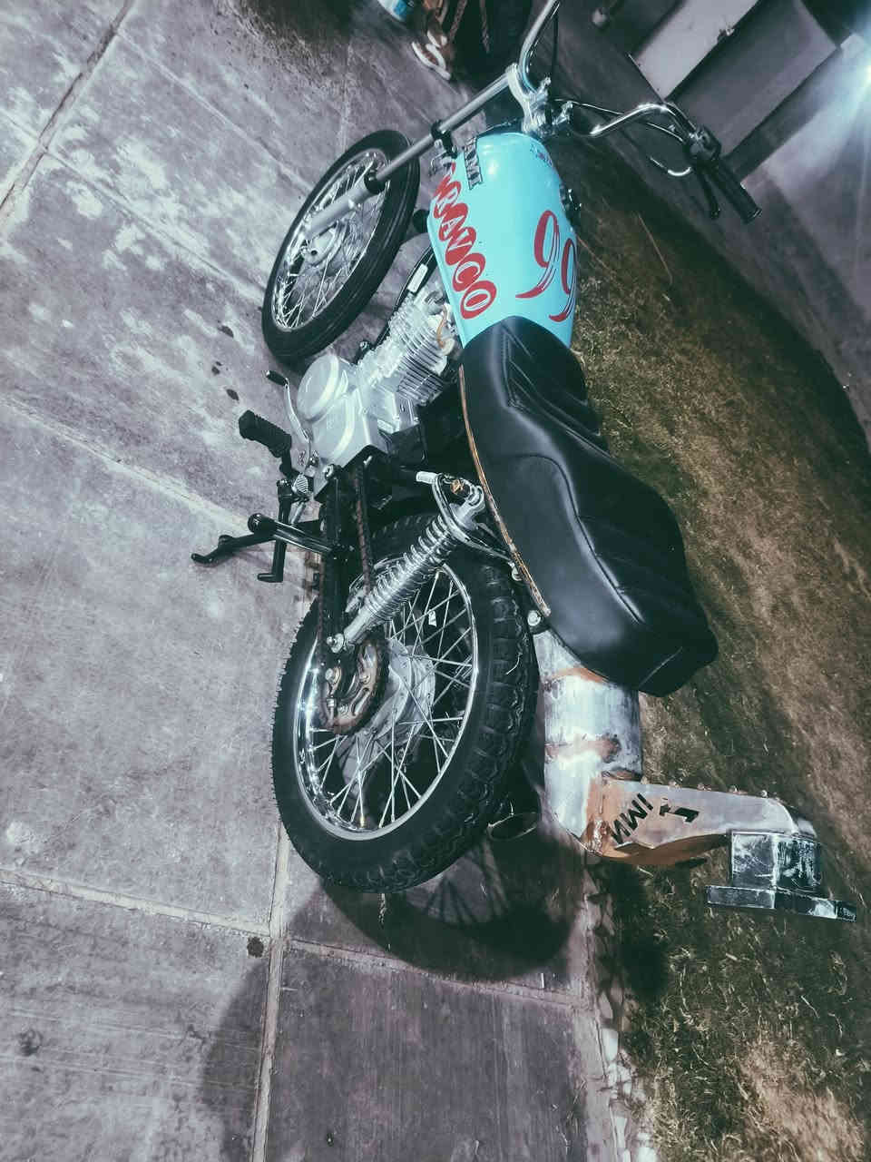 سلام عليكم دراجه لبيع وراق صولي ما عايزه يشي دراجه خير من لله مكفوله من شخط وشرط ما محطوطه عليه سبانه وما بيه برغي تجاري وشرط دراجه حله من صوره ول سعر 825 وبيه مجال هاذه رقمي ‏‪***********‬‏
