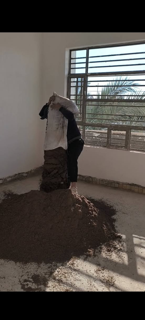 سلام عليكم كادر تصعيد على ظهر كافة مواد البناء مكانه بغداد أتصل وبخدمتك ***********
