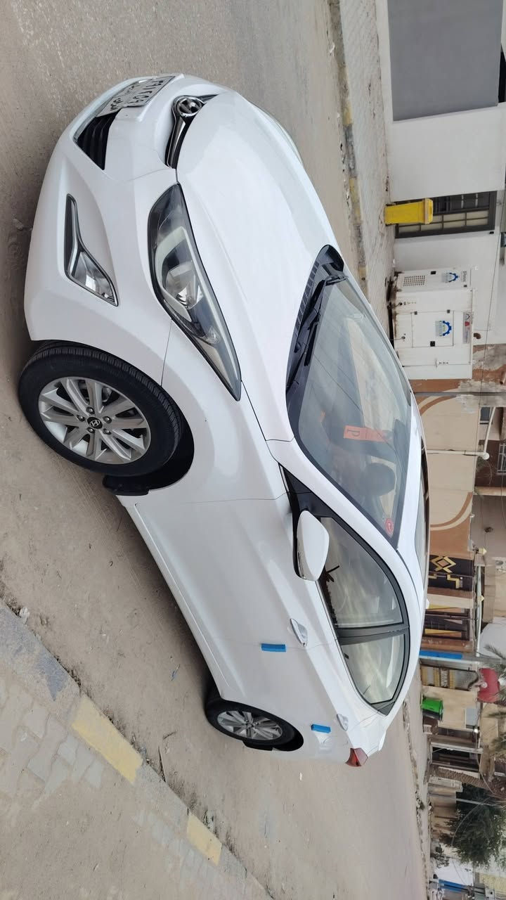 الانترا مديل ٢٠١٦ فول موصفات من عدا البصمه سياره كلشي ماعيزه بس بيه قطعه وحده البنيد مبدل سعر ١٢٨ وبيه مجال  *********** مكاني نجف
