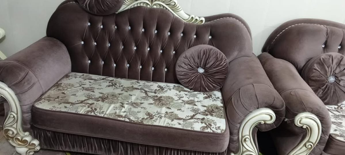 تخم نضيف جديد سعره ٣٠٠ عنوان التحرير العمارات حطاطه


**إذا كنت صاحب هذا الإعلان وتريد حذفه لأي سبب، رجاءا أرسل رسالة إلى الدعم الفني**