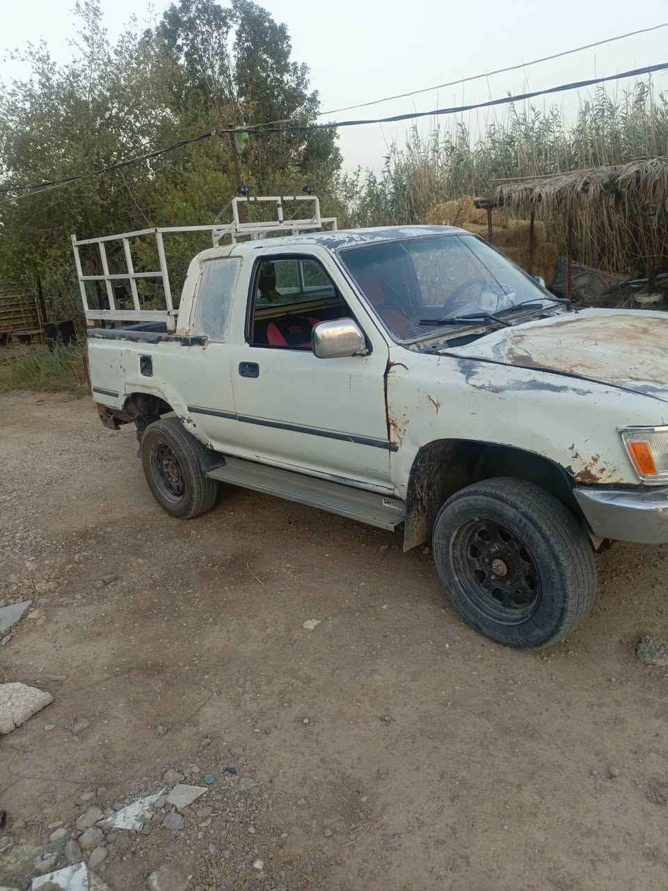 من رخصت مدير الكروب المحترم بيكم تيوته للبيع بدون رقم يعني كلك السياره جاهزه من كير ومحرك وحداديه وتخم تاير السياره جاهزه مجهزه اتعهد من السرقه والعشائر السعر 15 ورقه
الاتصال ***********
