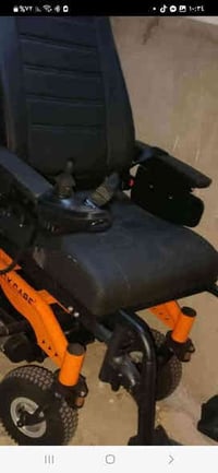 عندي نفس هاي العربانه شحن للبيع07711275443