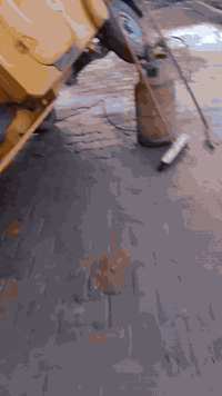 السلام عليكم تكتك موديل 21 ياشهر 4 لوحه عربي تحويل ثاني يوم السعر علا  خاص رقم الهاتف ***********
