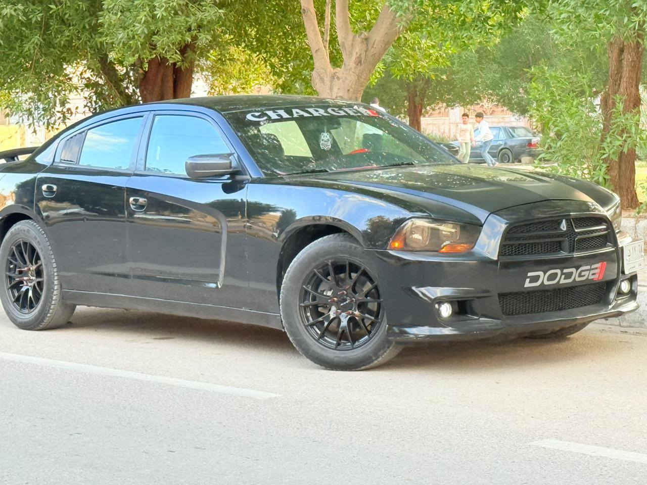 سلام عليكم سياره نوع جارجر مديل 2014 امركيه السياره جاهزه كير مكينه حداديه تخم تاير تبريد مكينه 3600 السياره حلوه وجديده السعر 135 وبيه مجال العلوان كربلاء رقم الهاتف ***********
