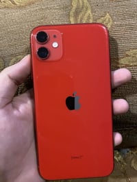 ايفون ١١ عادي  ذاكره ٢٥٦ مبدل شاشه اصليه وبطاريه اصليه فيس ايدي شغال ا...