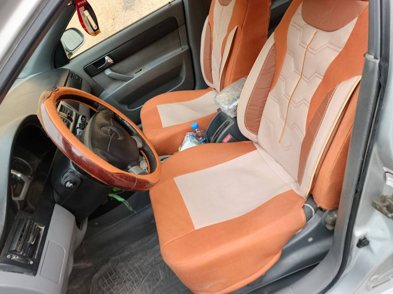 للبيع اوبترا 2007 رقم بغداد صاحبهأ بكربلاء
مكينه كير مكفولات سونار جديد
السياره مكفوله عده الجاملغ الخلف السائق بيه بارد 
السعر 62 وبيهأ مجال بسيط 
***********
