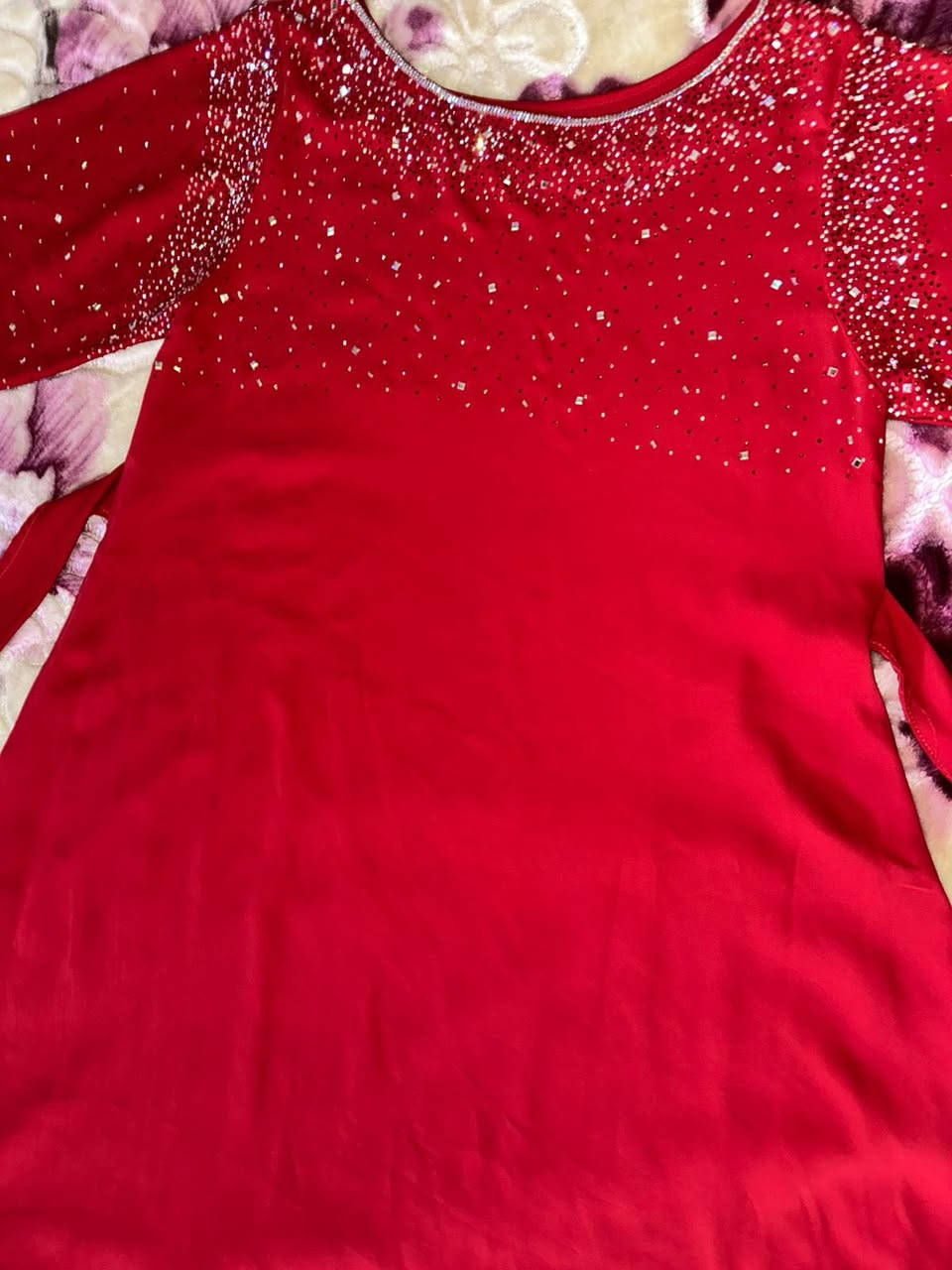 فستان احمر يجنن
كله كرستال ولا شذرة واكعه منه ويرهم للحوامل هم لان كلوش قياسه 44/46 وبي حزام تتحكمين بي كلش حلو وراقي خليجي وقماشه يجنن سعره 25 والتوصيل مجاني داخل بغداد


**إذا كنت صاحب هذا الإعلان وتريد حذفه لأي سبب، رجاءا أرسل رسالة إلى الدعم الفني**