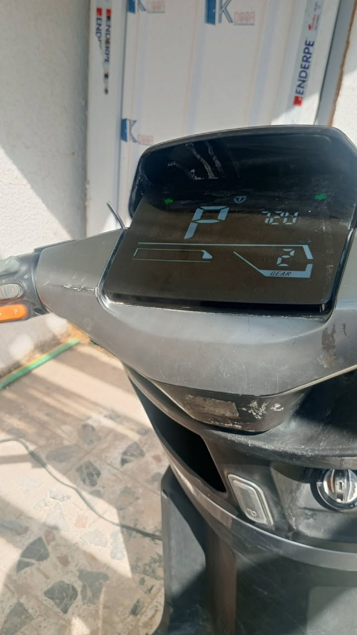 دراجه شحنن نضيفه بس الشاحنه مالتها يرادلها واير السعر500بيها مجال


**إذا كنت صاحب هذا الإعلان وتريد حذفه لأي سبب، رجاءا أرسل رسالة إلى الدعم الفني**
