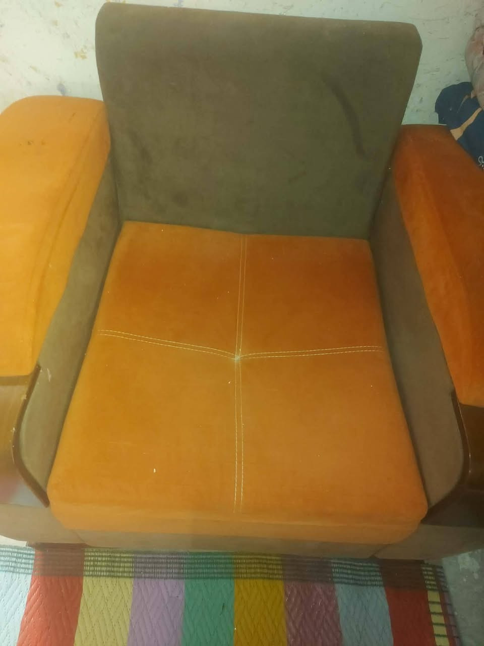 اتخومة مناسبة جدا
***********
