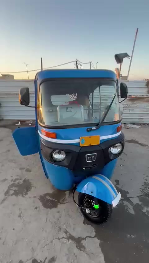 تكتك موديل( 21) شهر (11 )  أوراق  كامله تحويل ثاني يوم كشر كفالة عامة مكينه كير كلج اكسل مكفول مكينه تخم تاير جبلي بيها كهرباء كامله اي نقص مابيها كبل لشارع ربع مذب عليها تحويل كبل عقد مروري مكاني بغداد الشعلة (*********** واتساب) (السعر 7750 ملايين) و بيه مجال خاتم الطيبين
