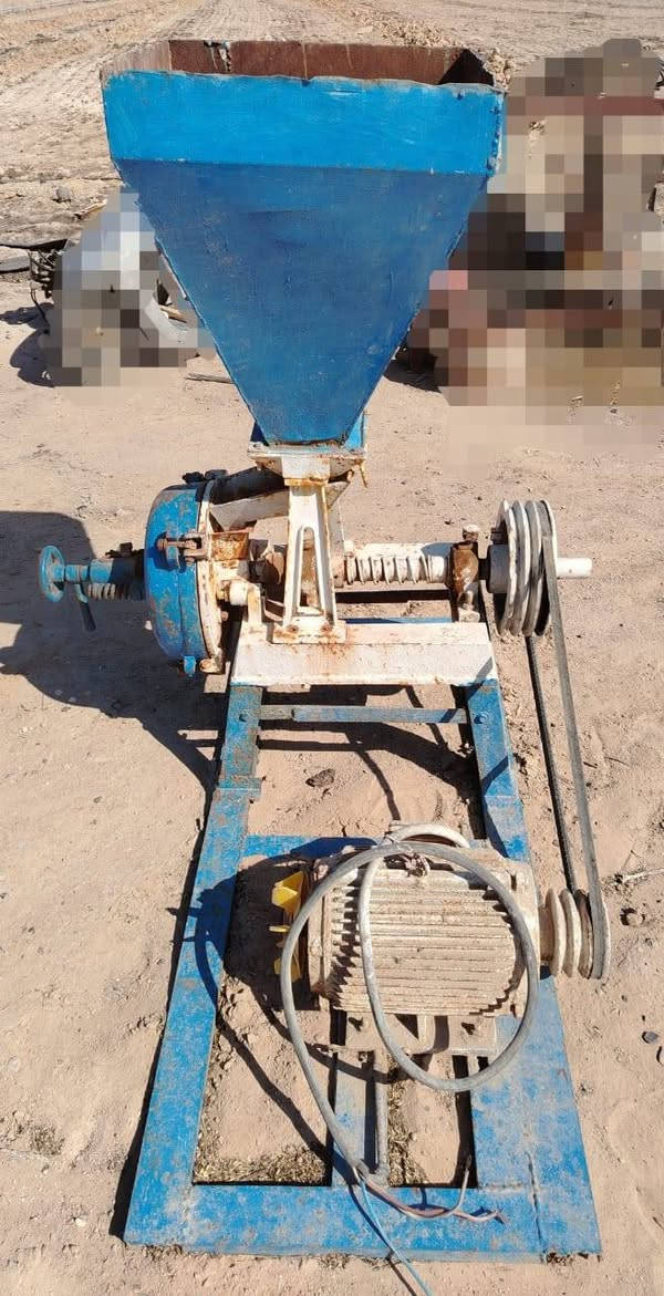 طاحونة جاروشة مكفولة كفالة عامة ماطور، حجر مكاني كربلاء للاستفسار *********** اتصال فقط
