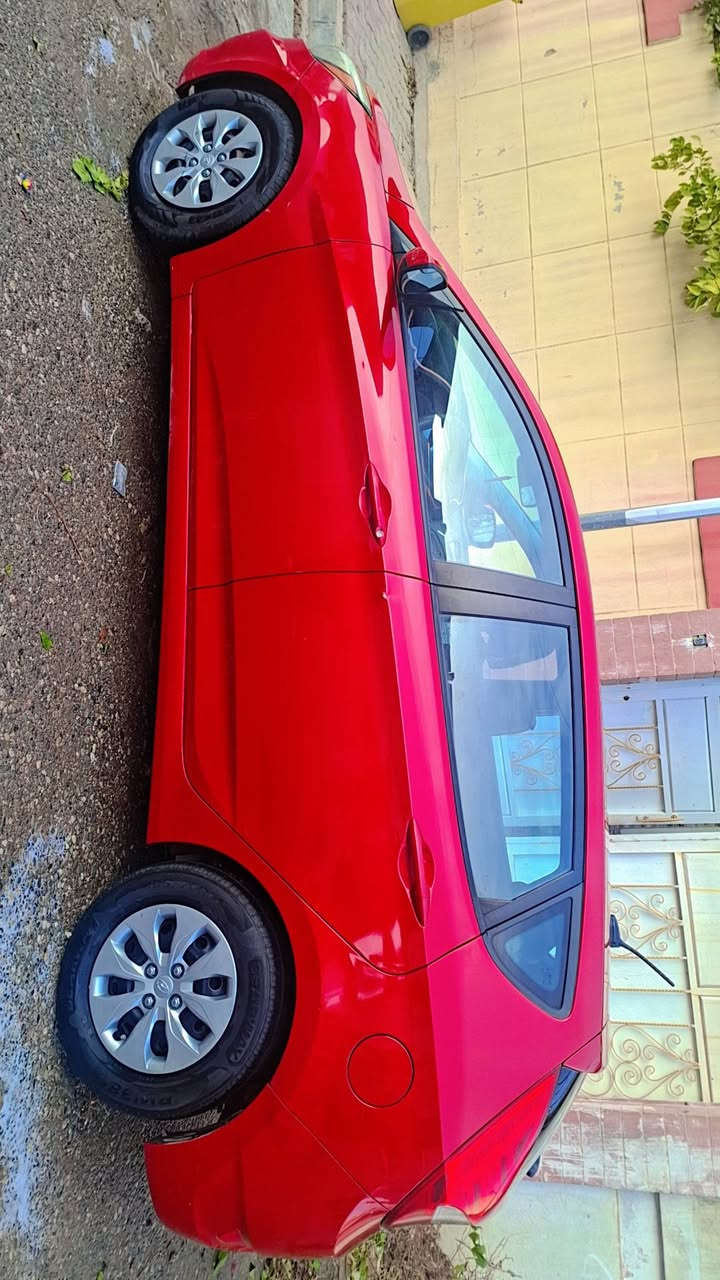 سلام عليكم 
هونداي اكسنت ٢٠١٦ هاش باك
محرك ٢٠ GDi
رقم سليمانية  
ماشيه٤٨
سياره مال بيت
دفتر بانزين موجود
ضرر بل منشور والفحص
مواصفات خدمات تايرات جدد باتري جديد سنويه ساقطه
 السعر ٨٧ وبيها مجال حك الجيه 
***********
