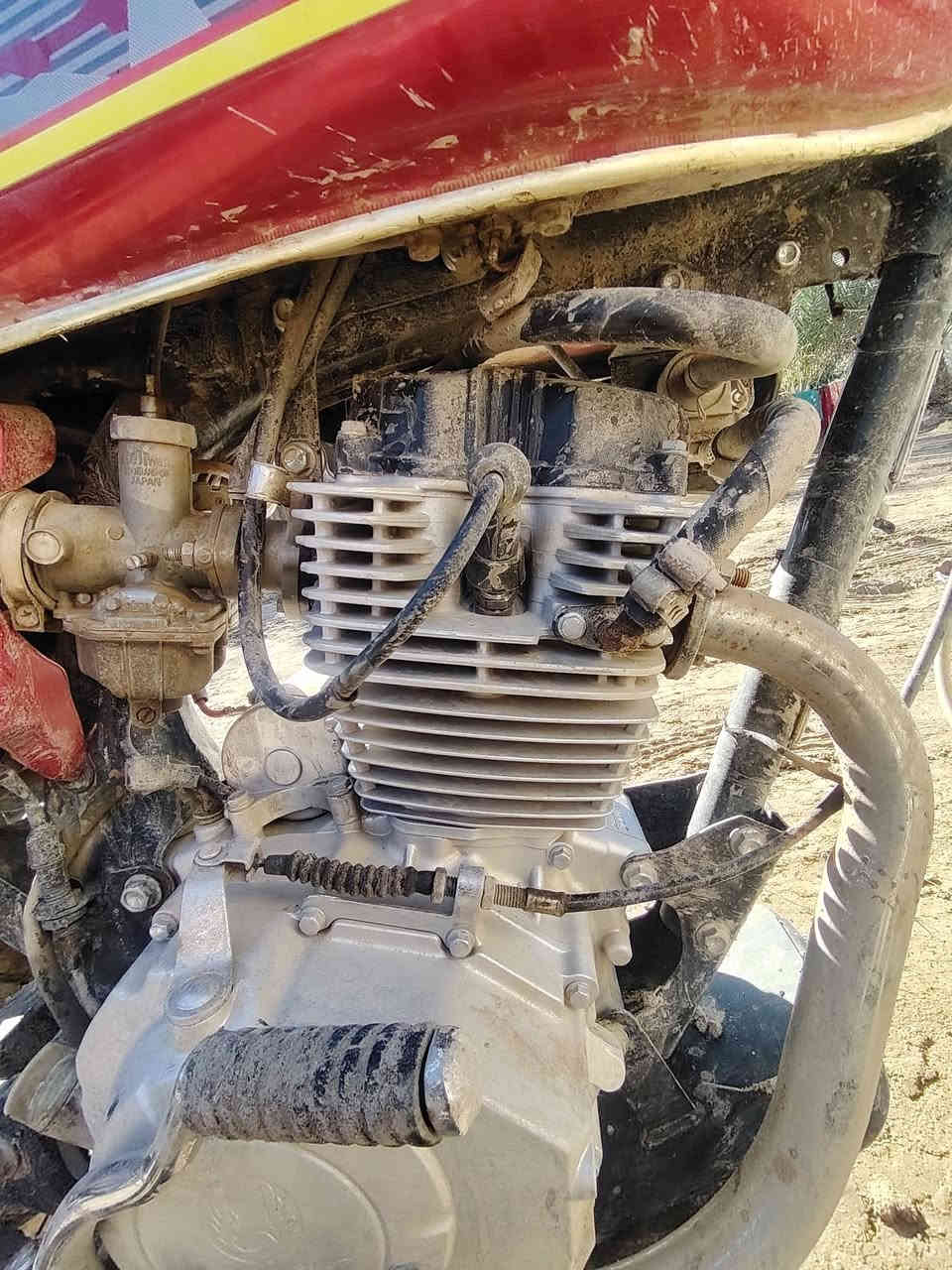 السلام عليكم شباب سفيان 24محرك 200 نظيفة محرك مكفول  اوراق اصولي سعره 650وبيه مجال مكاني مشروع المسيب شراي اتصال  ***********
