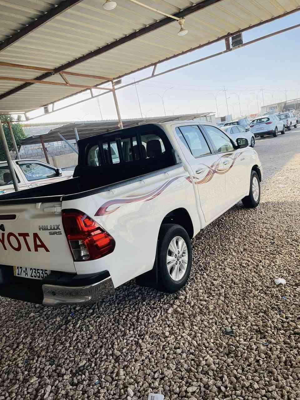 سلام عليكم سياره تويوتا هايلوكس مديل 24كويتي كير اوتماتيك مكفوله كفاله عامه ماشي 39الف حره. مداور اي يوم تريد جاهزه مجهزه سياره العنوان سماوه شارع المعارض الاستفسار اتصل ***********
