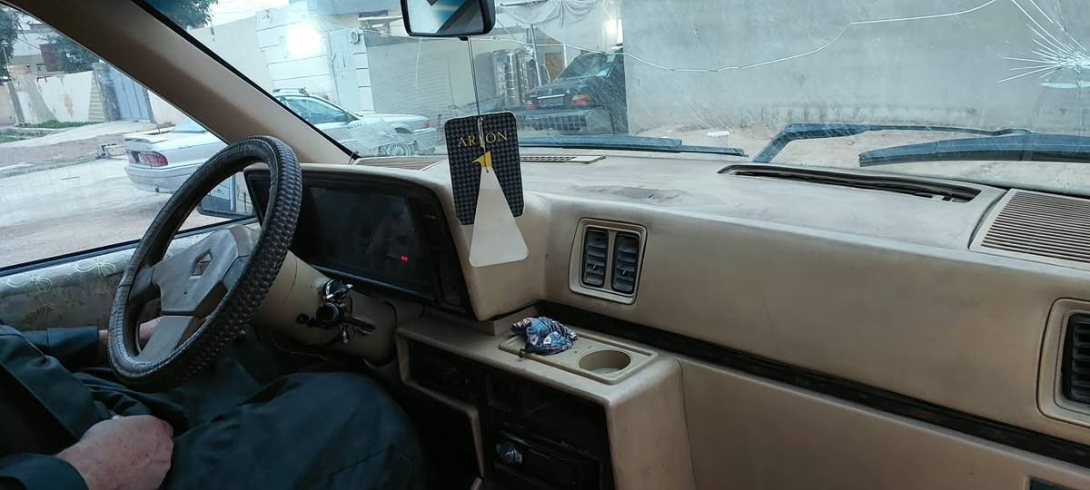 كلايزر للبيع موديل ٨٩ رقم كركوك مشروع موازي  تحويل صاحب السنويه بكركوك محرك كامري ابو الكف كير مكفول ٢٥ ورقه وبيه مجال شراي يتصل ***********
