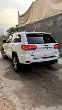 جراند شيروكي ليمتد • ٢٠١٥ • البصرة