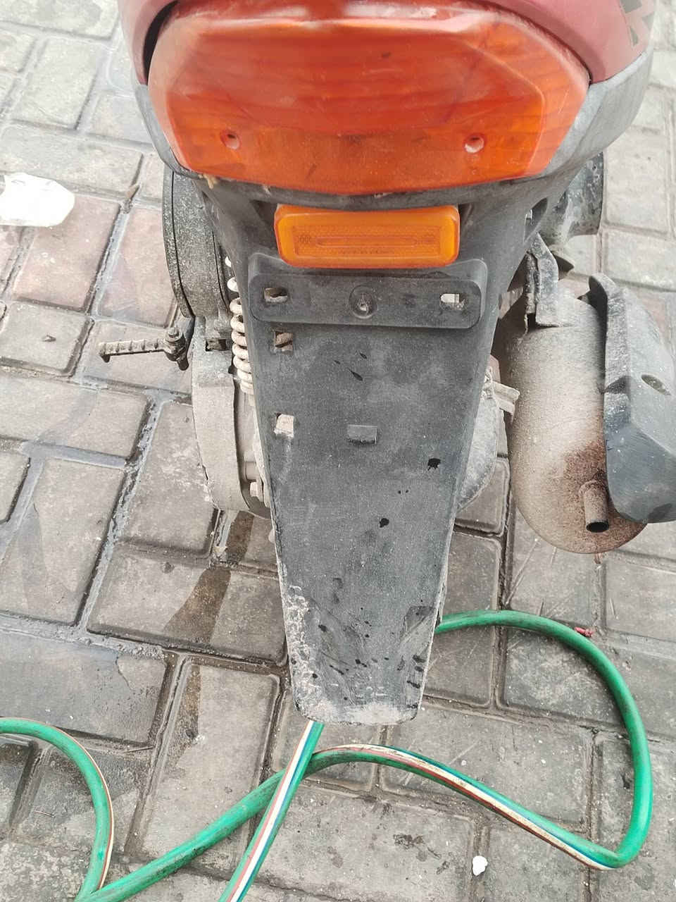 السلام عليكم دراجه ماكس مكفوله  السعر ٦٥٠ مكان بغداد الدوره ***********
