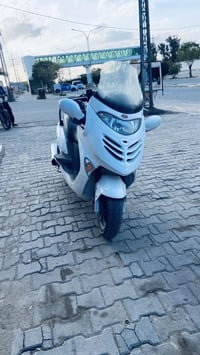 دراجه دنك رمبه كله على وضع الشركة السعر ١،٤٠٠ وبيها مجال ٠٧٧٣٣٦٧٩٧٠٩