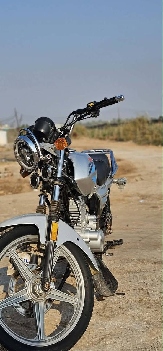 سلام عليكم دراجه للبيع دايون عضم مكفوله وراق مكتب حسين موديل 20دراجه نضيقه وخير من الله لستفسار ***********مكاني كربلاء حي الغدير
