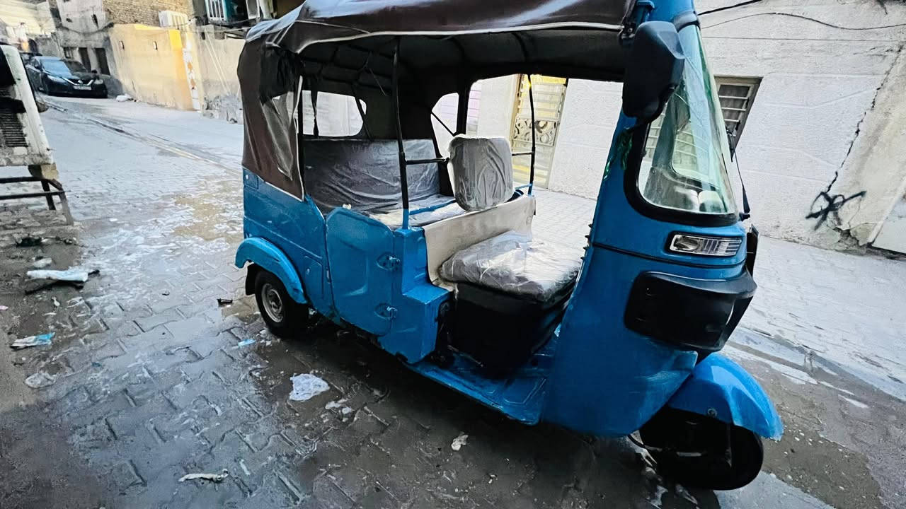 السلام عليكم تكتك للبيع ٢١ بيه ضربه بل لغد الأمامي شوي ما مرجعه العنوان بغداد الشعله السعر ٨٠٠٠ وبيه مجال
***********
