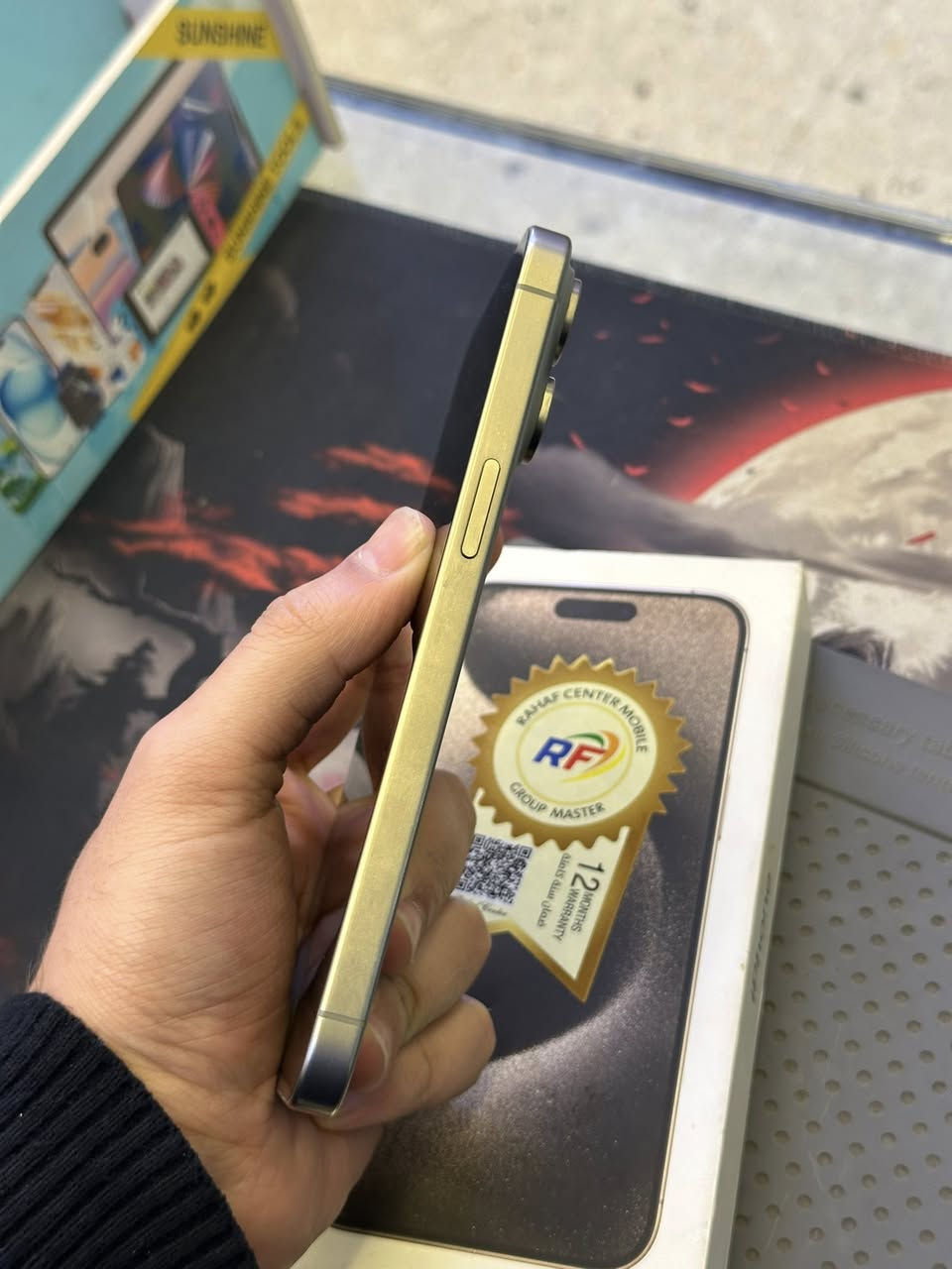 السلام عليكم 15 برو ماكس ذاكرة 256 بطاريه 92 شرق اوسط نظافه 100% 🔥 ***********
