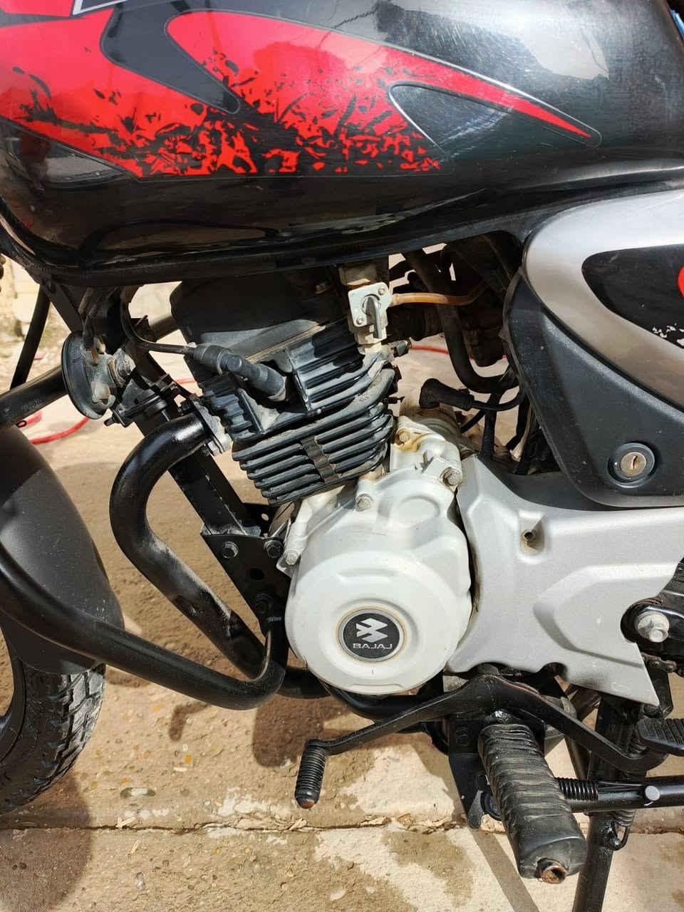 للبيع بوكسر جبلي مديل 2023 طالعه بل 25 أوراق اصولي وكيله علي عنجور بالخان بسمي فول نضافه جديده و جاهزه مجهزه كهربائيات كلها شغاله مكان نجف سعر 1450 و بيها مجال رقمي ***********
