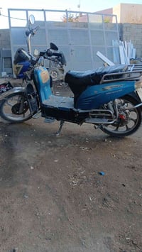 دراجه شحن موديل 21خمس بطاريات. للبيع. 07809381211 ب325وبي مجال. بطاريا...