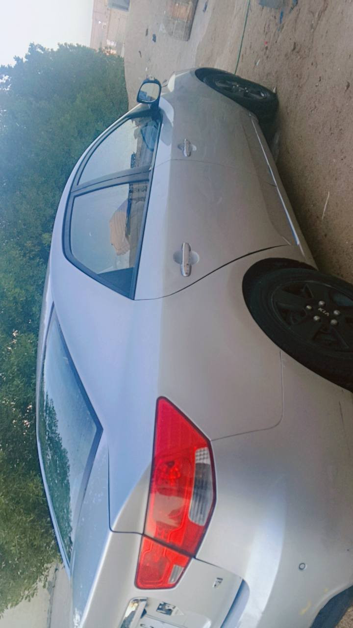 فورتي سيراتو
متومه طبق الاصل انكليزي م2010
مكصوصه جنطه مكينه وكير 1600دوش
تبريد تدفئه كهربائيات شغاله
سياره جاهزه ومال شغل على باب الله 
مكاني البصره 
السعر 43الشراي يتصل ويدلل
***********
