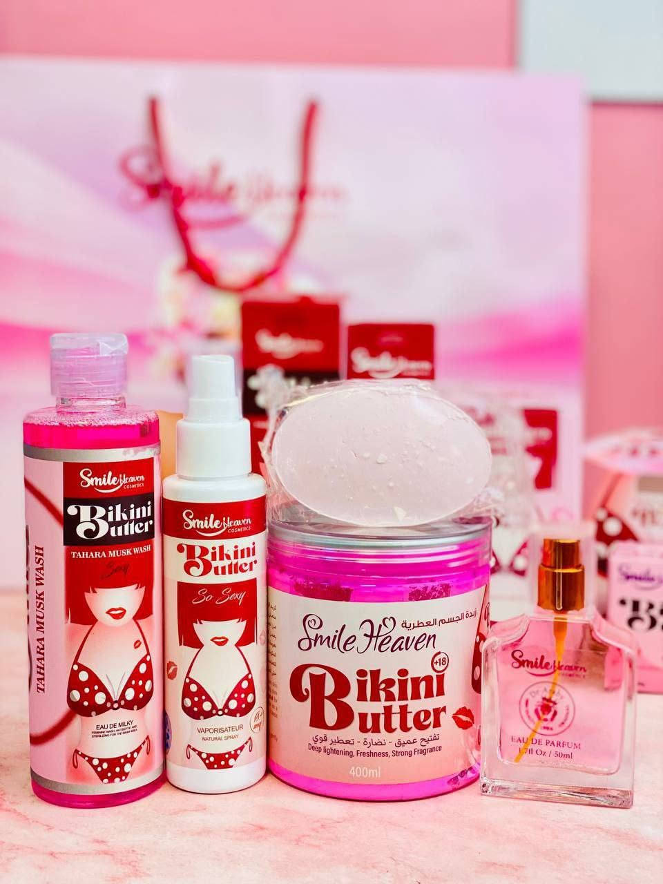 دلّلي نفسك بتجربة فريدة مع مجموعة "Bikini Butter" من Smile Heaven Cosmetics المصممة خصيصاً للعناية بالمناطق الحساسة وتفتيحها بأمان وفعالية. تركيبة مميزة وطبيعية تمنحك نتائج ملحوظة من الاستخدام الأول!

🔸 مميزات المجموعة:

🍓 صابونه. ينظف البشرة بلطف، يزيل الروائح الغير مرغوبة ويعمل على تفتيح وتوحيد اللون بفضل خلاصات الفواكه الطبيعية.

🧴 السكراب المقشر: يقشر الخلايا الميتة بلطف، ويجدد البشرة لتصبح أكثر نعومة وإشراقًا.

🌸 البودي باتر (كريم تفتيح وترطيب): تركيبة غنية بالفيتامينات تعمل على تفتيح المناطق الداكنة وترطيب البشرة بعمق.

💧 البخاخ المعطر للمنطقة الحساسة: يمنحك انتعاش يدوم طوال اليوم برائحة ناعمة وأنثوية.

🌹 عطر الجسم: لمسة أنثوية ناعمة تدوم طويلًا وتكمل إحساسك بالنظافة والجاذبية.

🔸 فوائد الاستخدام المنتظم: ✔️ تفتيح آمن للمناطق الحساسة
✔️ ترطيب عميق ولمعان طبيعي
✔️ رائحة منعشة وأنثوية
✔️ خالٍ من المواد الكيميائية الضارة
✔️ مناسب لجميع أنواع البشرة


**إذا كنت صاحب هذا الإعلان وتريد حذفه لأي سبب، رجاءا أرسل رسالة إلى الدعم الفني**