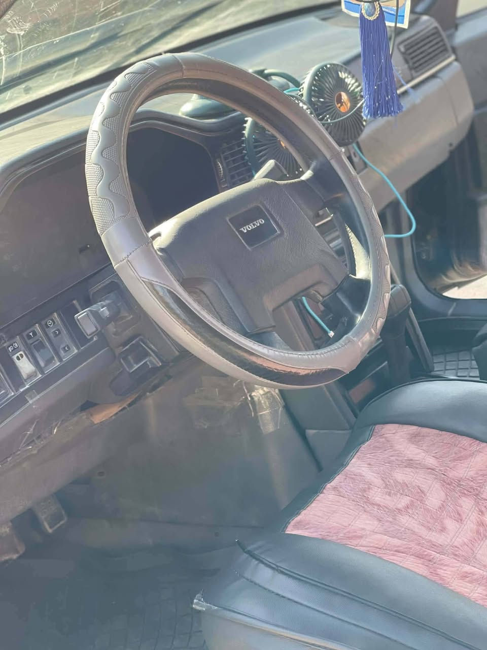 سلام عليكم سياره فالفو للبيع حلوه مكينه وكير جاهزات جدد مكاني سوق الشيوخ كرمه بني سعيد السعر 45 وبيه مجال تحويل ثاني يوم الاستفسار على الرقم
***********
