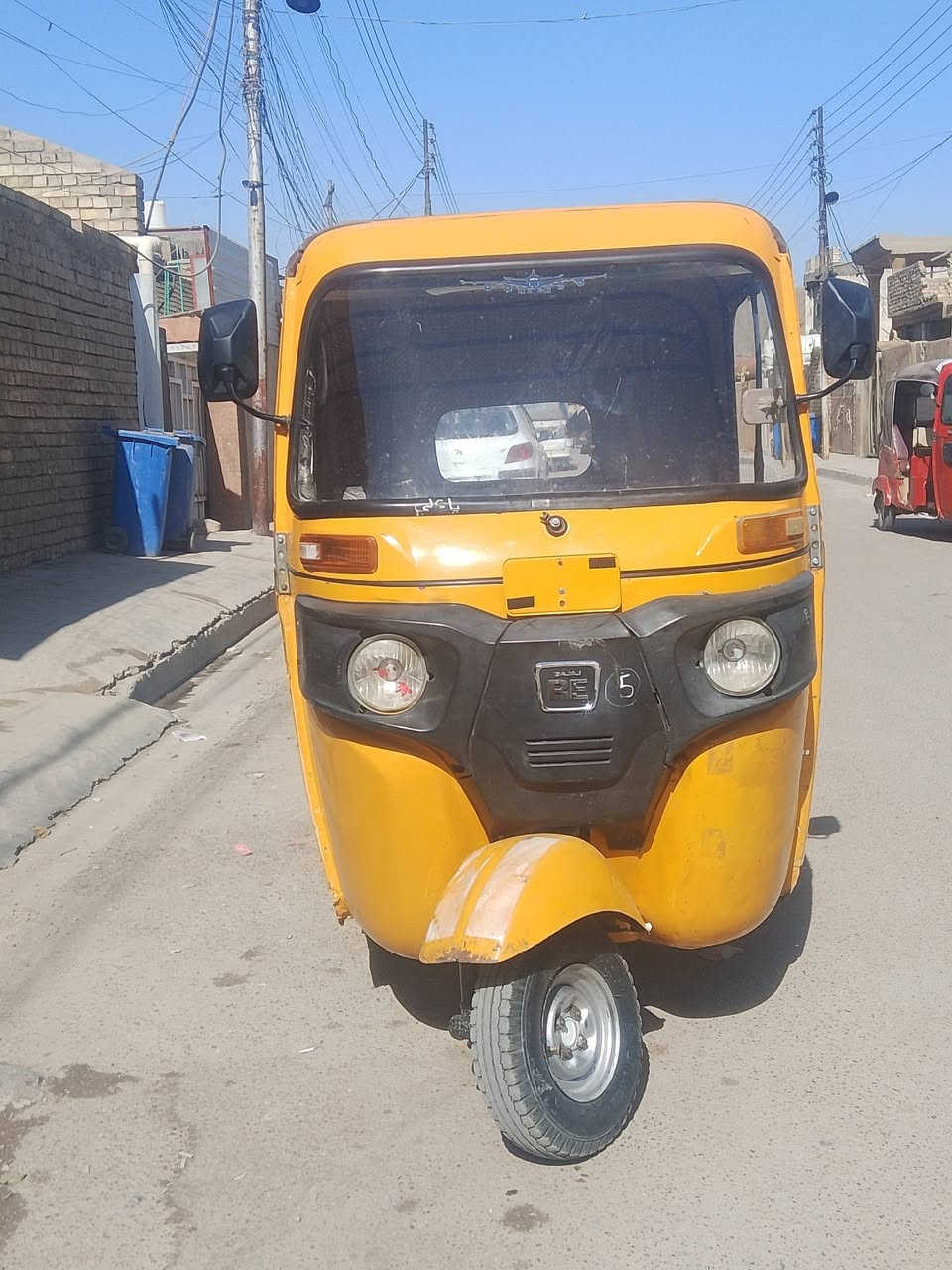 سلام عليكم تكتك للبيع موديل 19شهر السابع اوراق محرك اكسن خير من اللة المكان  الكمالية رقم ***********
