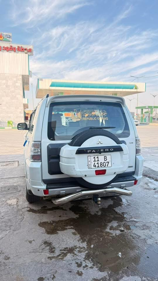 السلام عليكم للبيع باجيرو حبتور 2010 
السونار موضح بالصور رقم بغداد باسمي 
العنوان واسط الكوت 
السعر 144$ بيها مجال 
اي استفسار ***********
