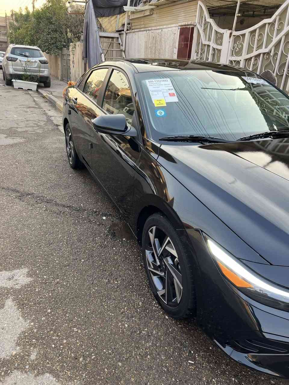 سلام عليكم النتره وارد امريكي موديل 2024حادثهه بس بنيد نفسه مصلح فتحه بصمه رقم بغداد جديد سعر 163رقم تلفون ***********مكان سياره بغداد
