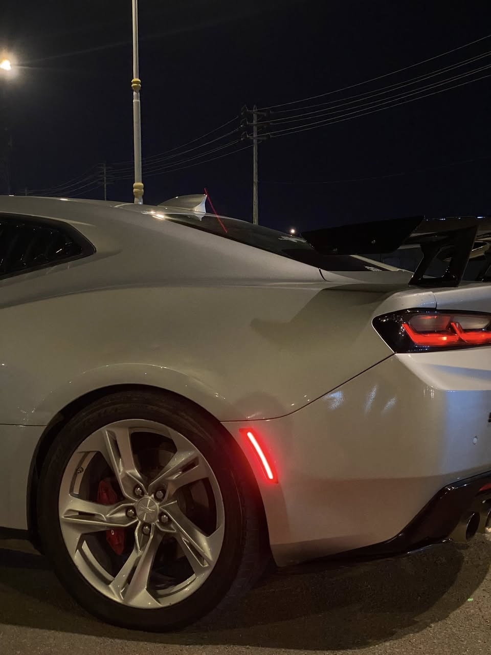 السلام عليكم
كمارو 2ss 2017
6200
كير مكينه اكسل مكفولات برغي ممفتوح منهن   
4 قطع ابيع حزام
رقم اربيل الجديد تحويل مباشر 
عليها اضافات هواي طلقات سقف شوته وغيره 
السياره بيها نقوصات بسيطة 
السعر 115 
هاتف ***********
